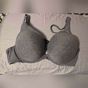 Torrid NWOT 42D XO plunge push-up bra